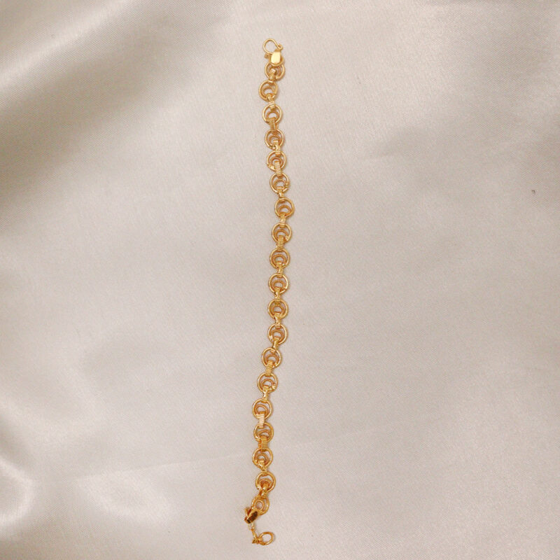 Interlocking Circles Bracelet - Image 2