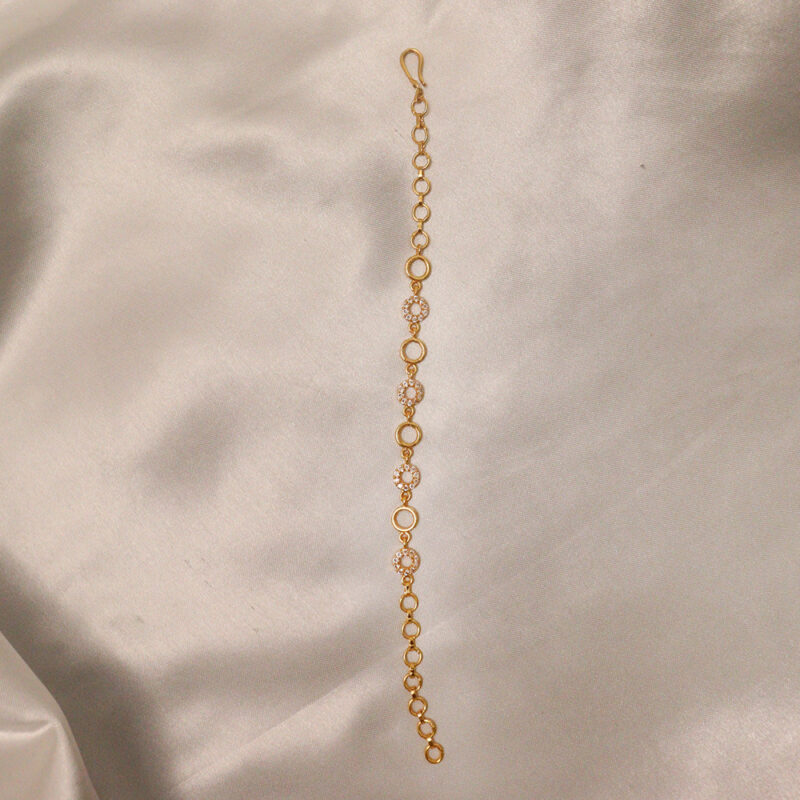 Sparkling Circle Bracelet - Image 2
