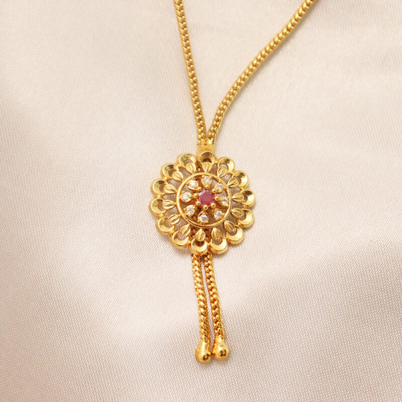 Sparkling Gemstone Pendant