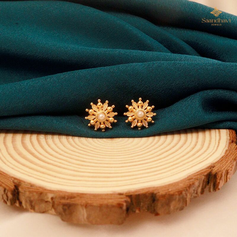Pearl Sunburst Studs